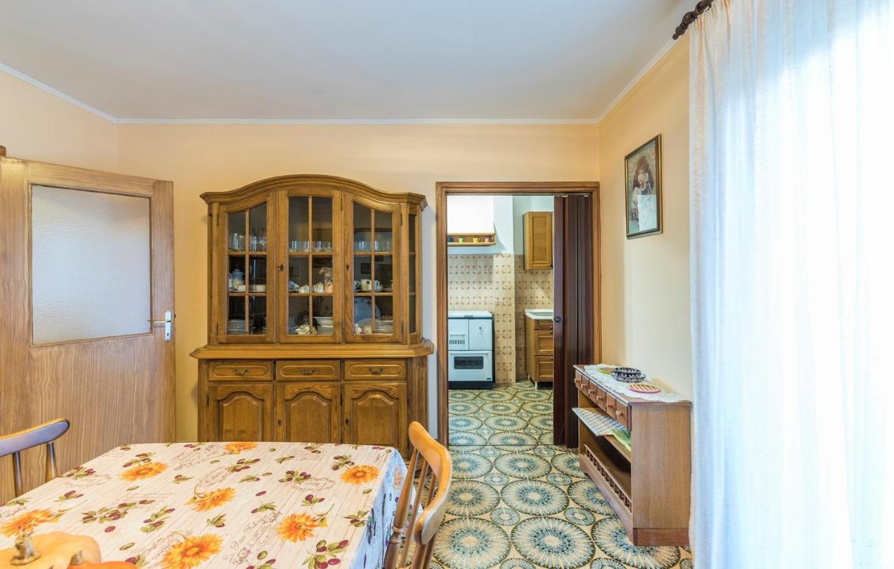 Ferienhaus Zora With Whirlpool Sveti Lovreč Pazenatički 外观 照片